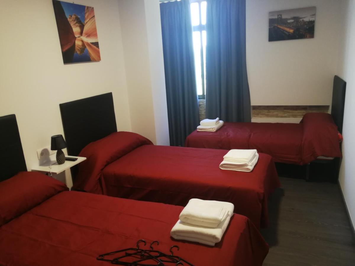 Pension Tasaga O Pino Buitenkant foto